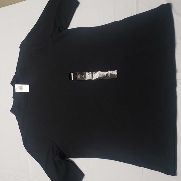 Banana Republic Tops - NWT- Banana Republic Tshirt